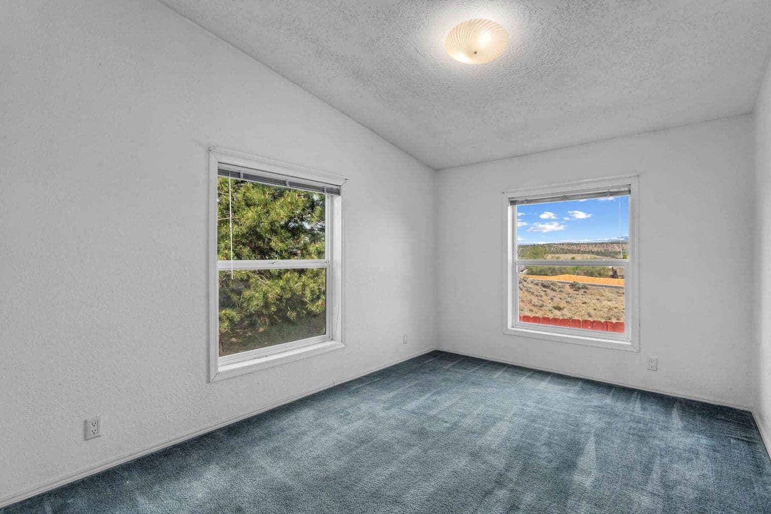 Photo of 215 SE J Street 28 of 30