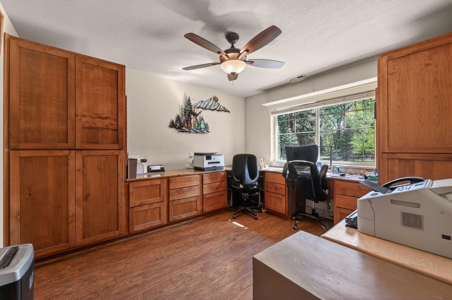 Photo of 1141 S Creekside Drive 11 of 62