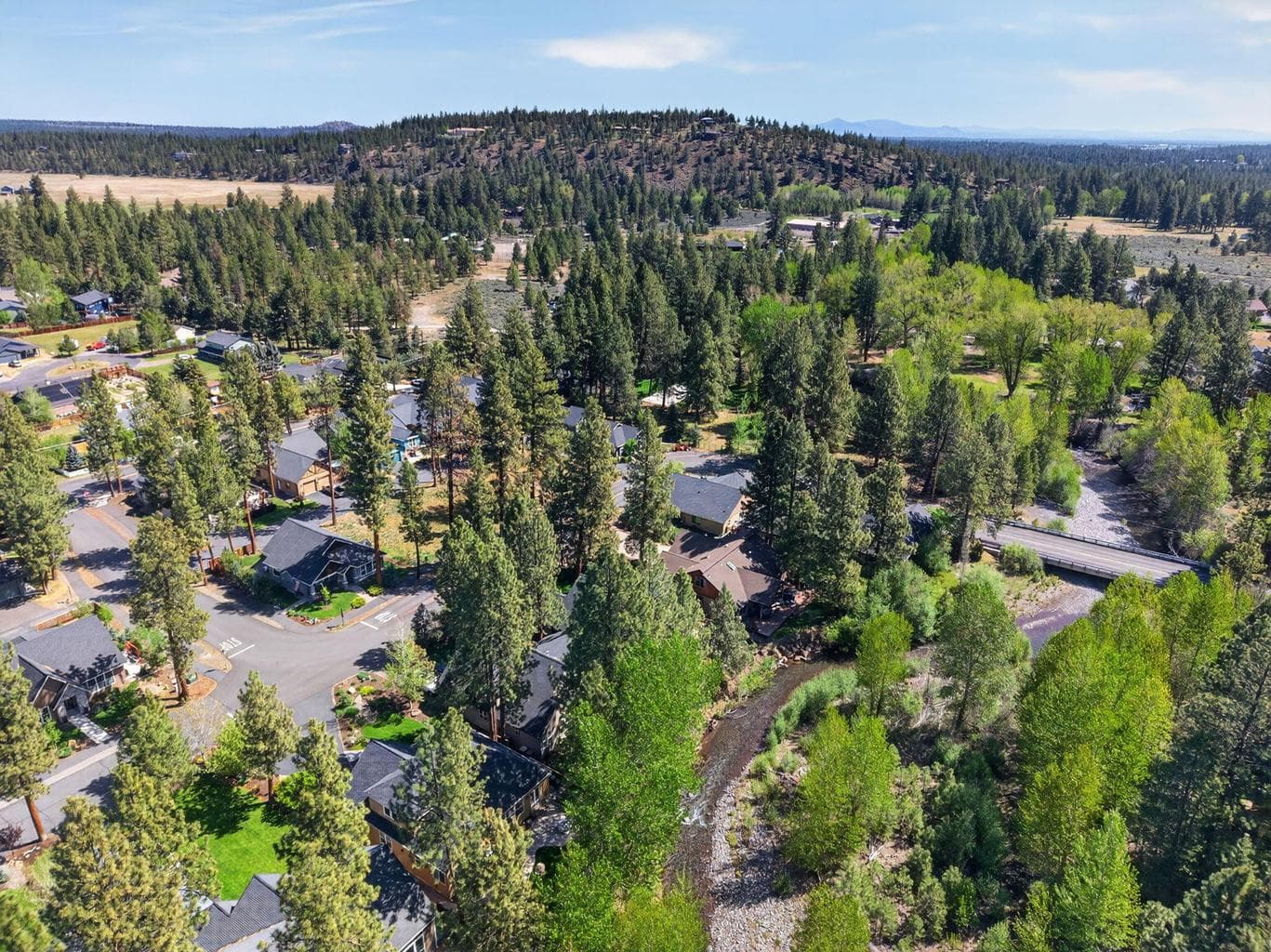 Photo of 1141 S Creekside Drive 59 of 62
