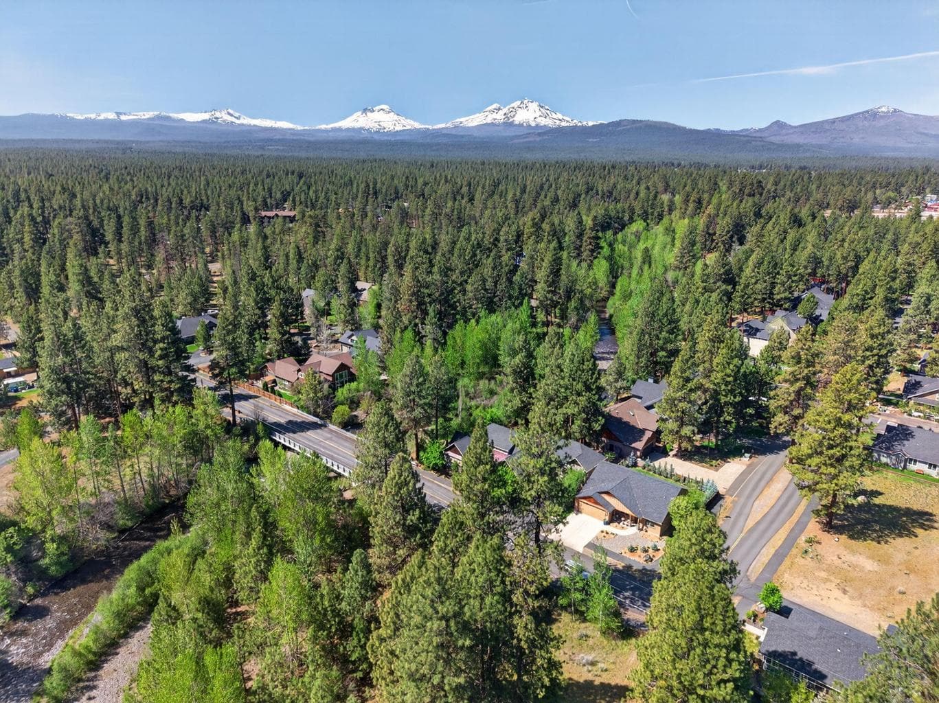 Photo of 1141 S Creekside Drive 61 of 62