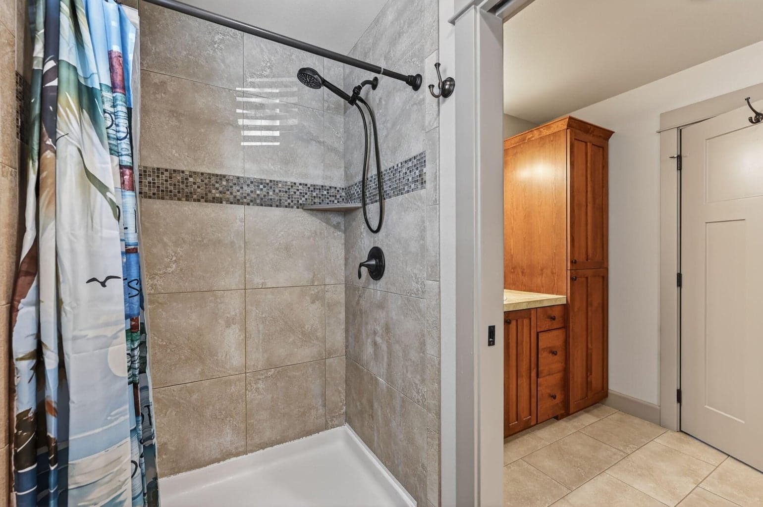 Photo of 1141 S Creekside Drive 43 of 62