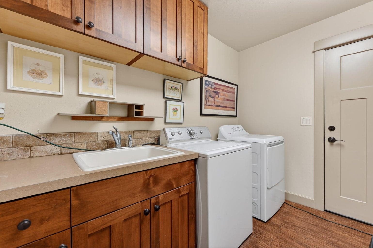 Photo of 1141 S Creekside Drive 44 of 62