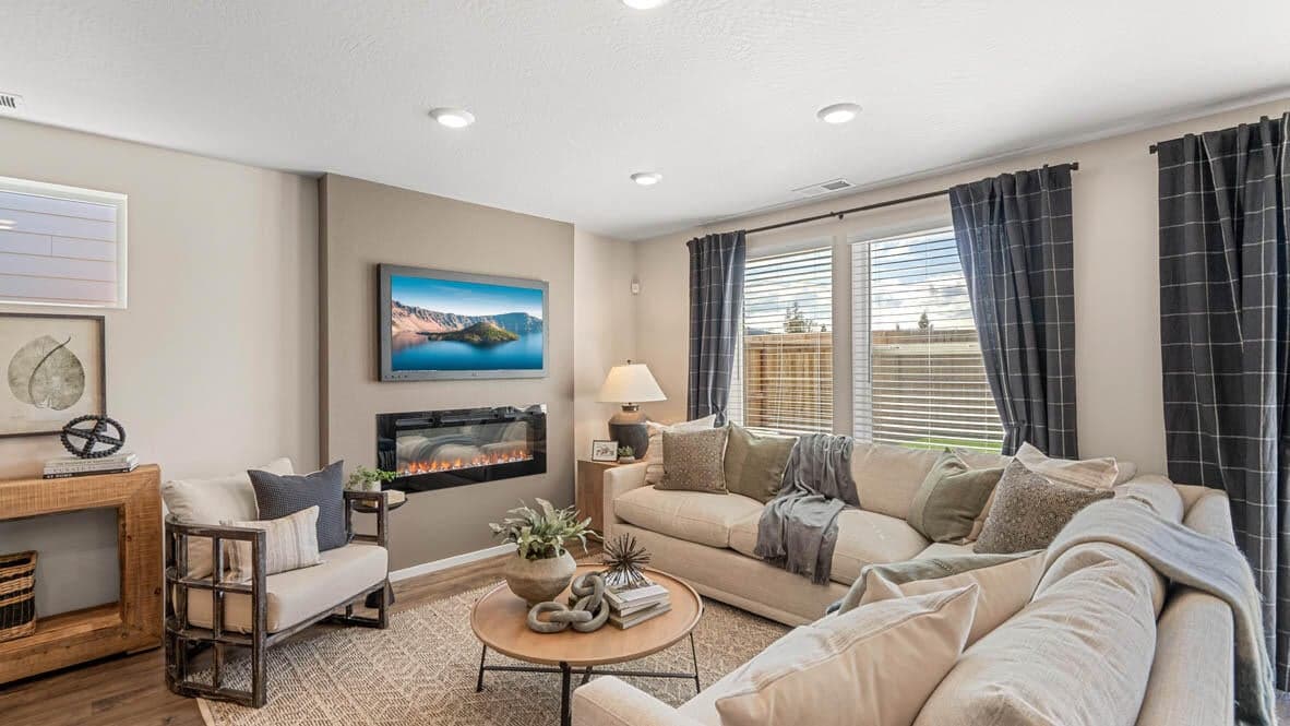 Photo of 2621 Meadows 4 of 26