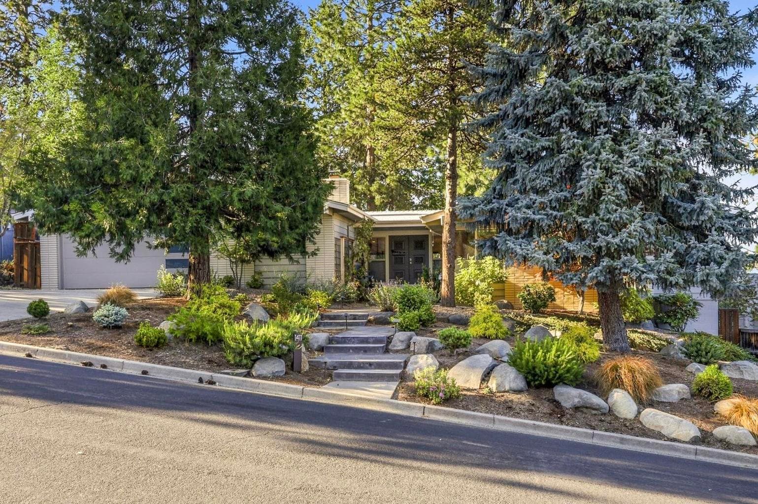 Photo of 1411 Ponderosa 2 of 59