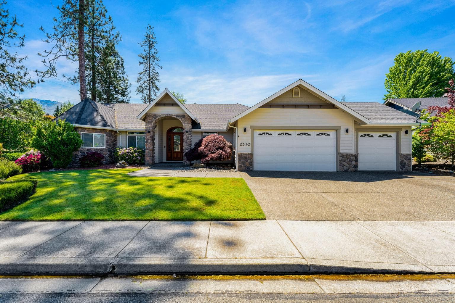 2310 Haviland
