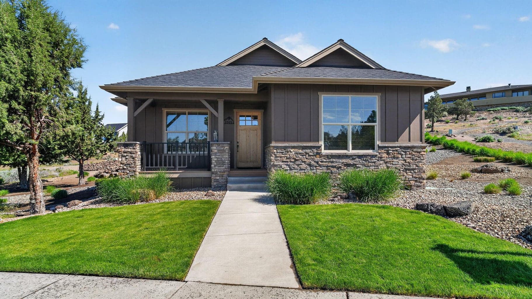 1202 Yarrow