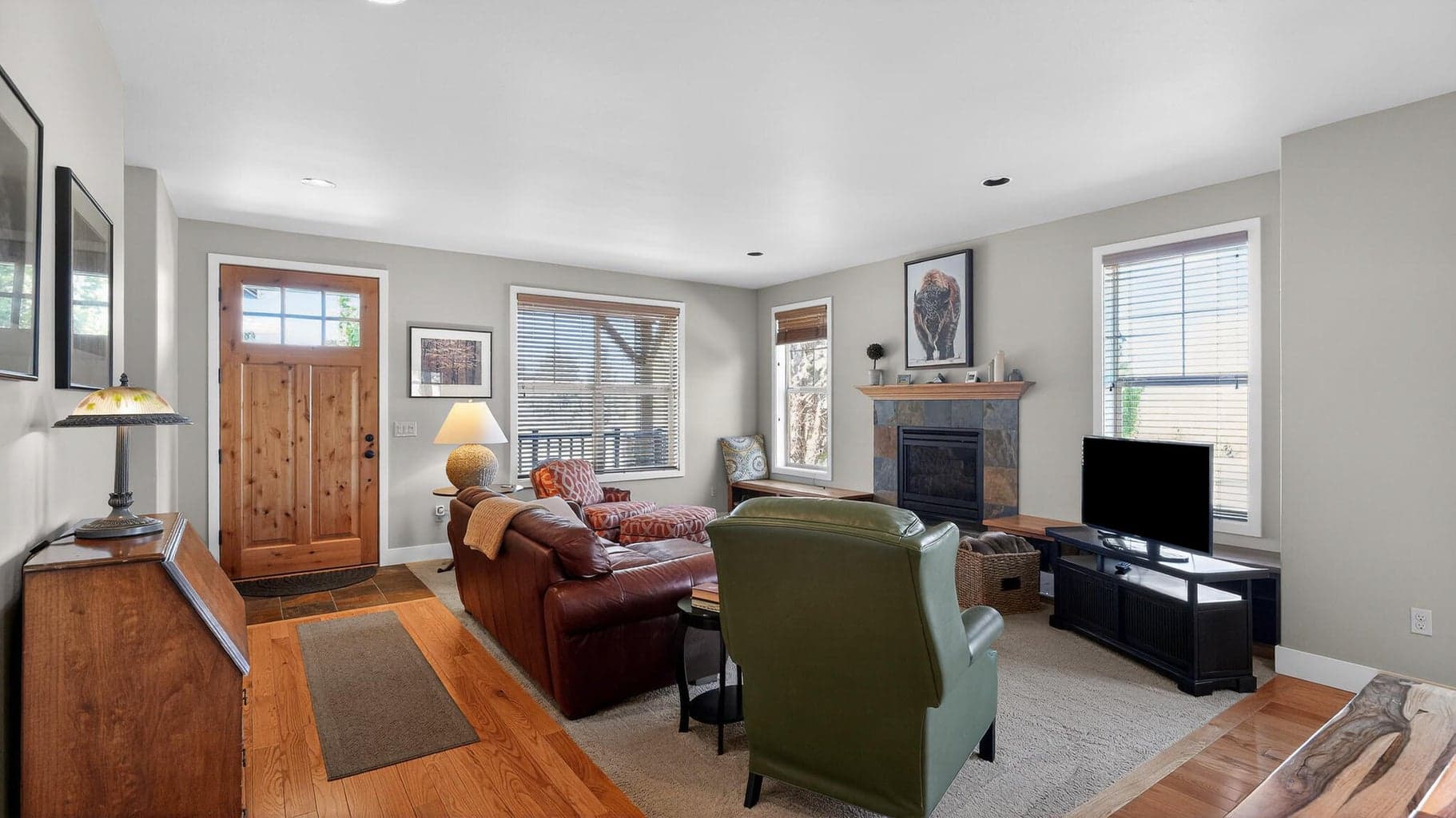 Photo of 1202 Yarrow Avenue 5 of 20