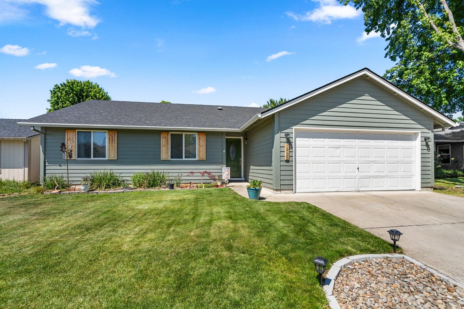 1935 Walnut Grove