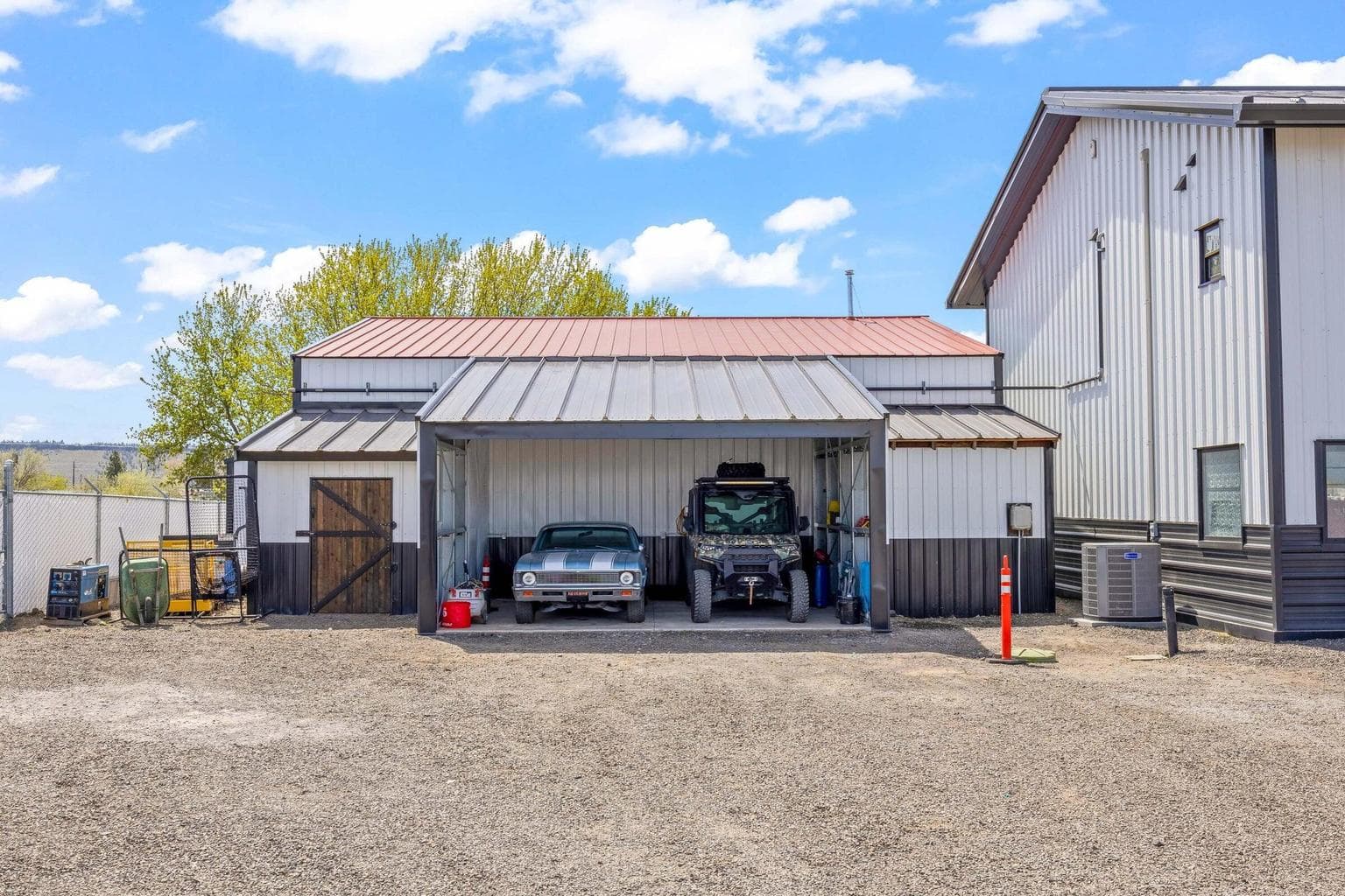 Photo of 1584 N Gardner Road 39 of 43