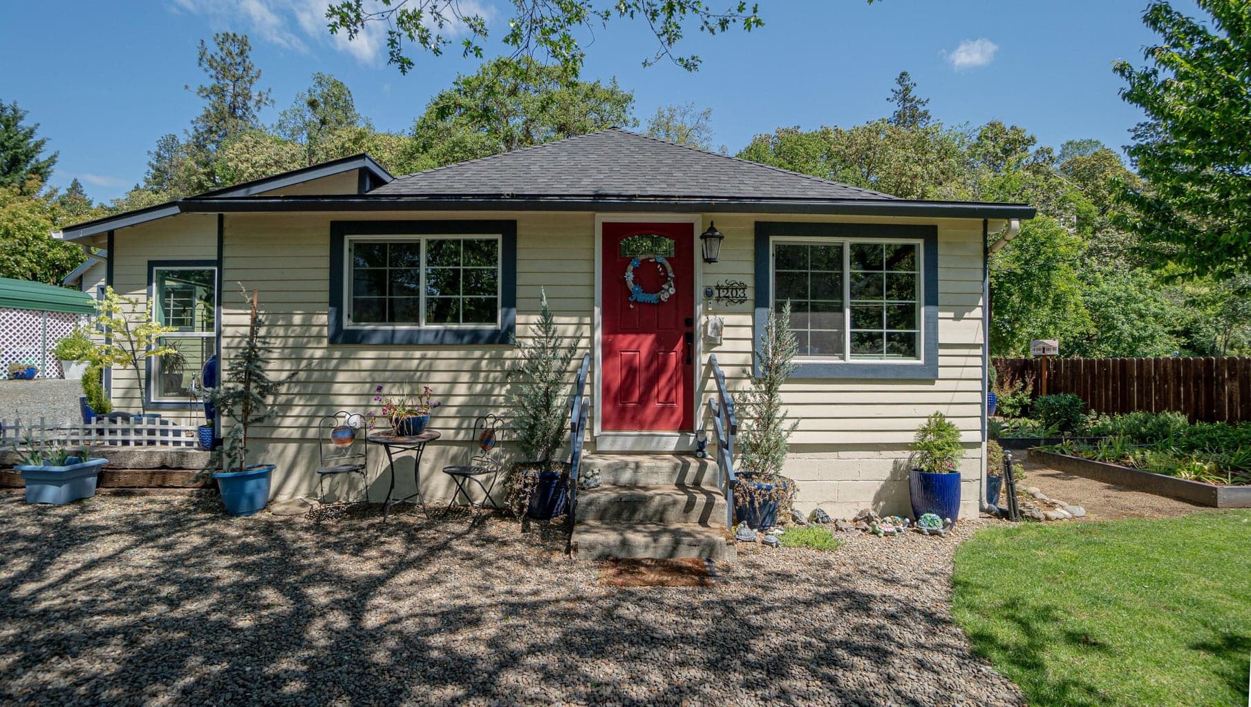 Photo of 1203 4th 3 of 65