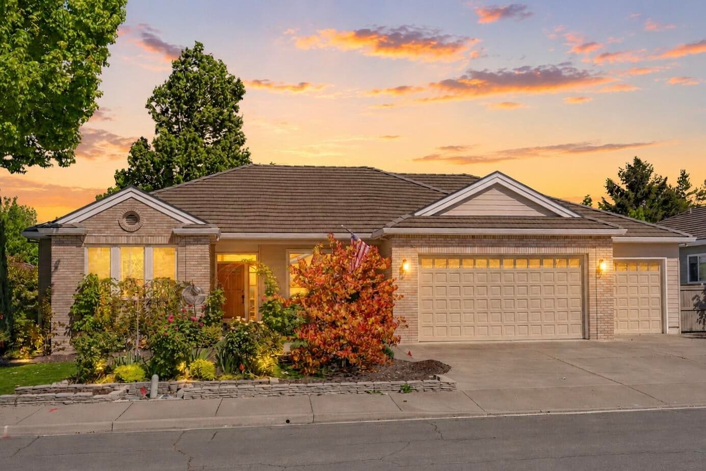 769 Mountain View