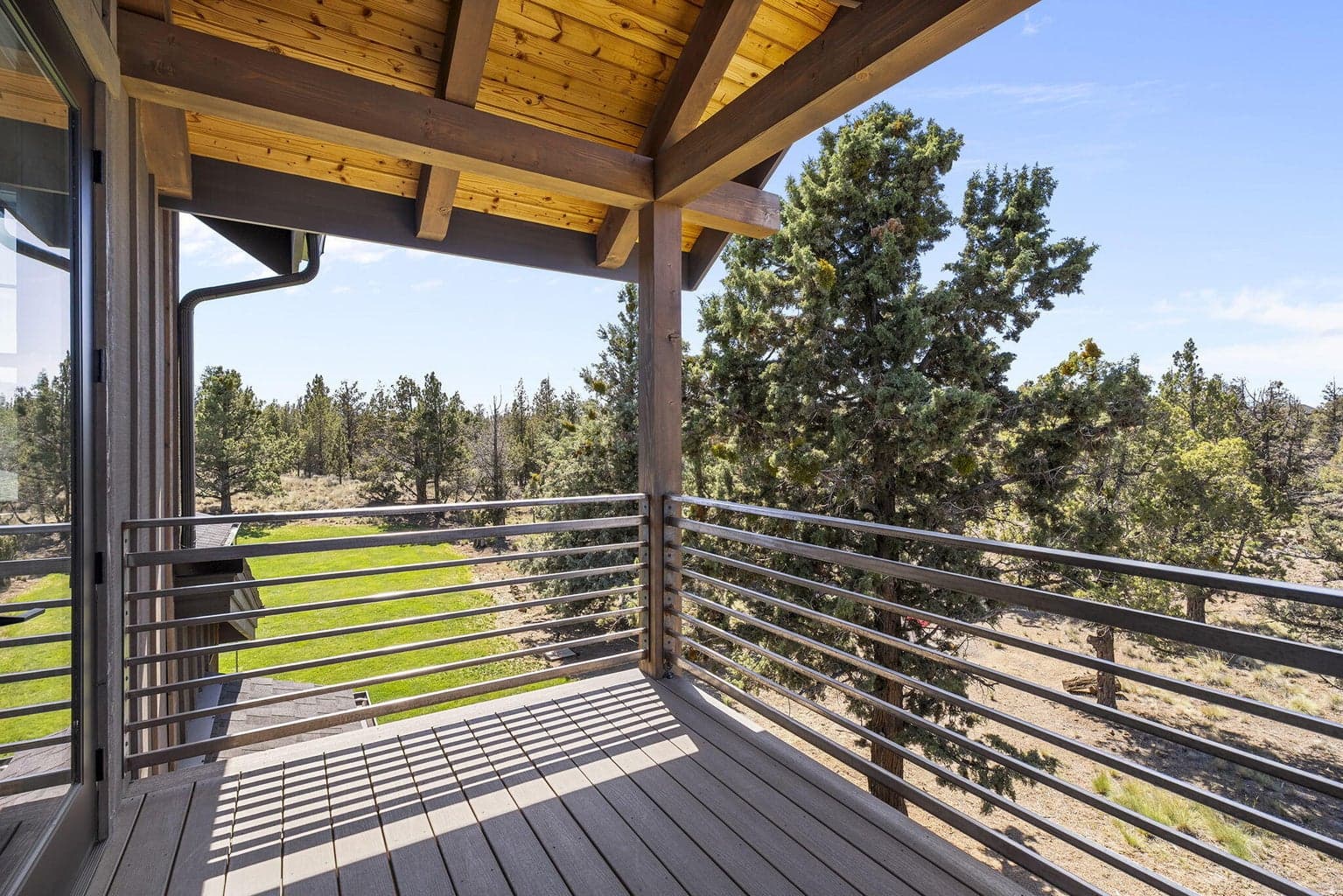 Cantilevered second level deck off bonus room