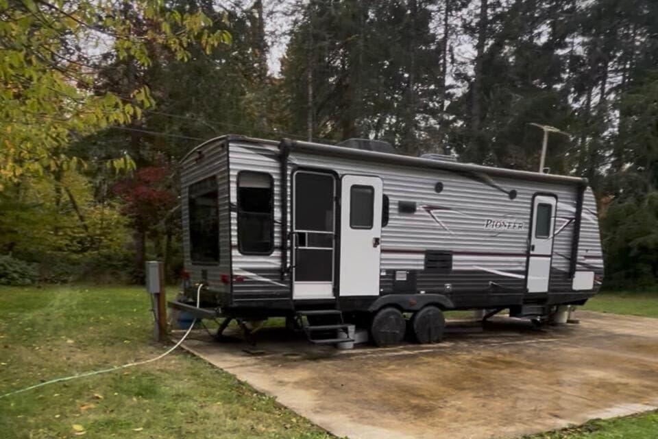 Photo of 87538 Dahl 4 of 6