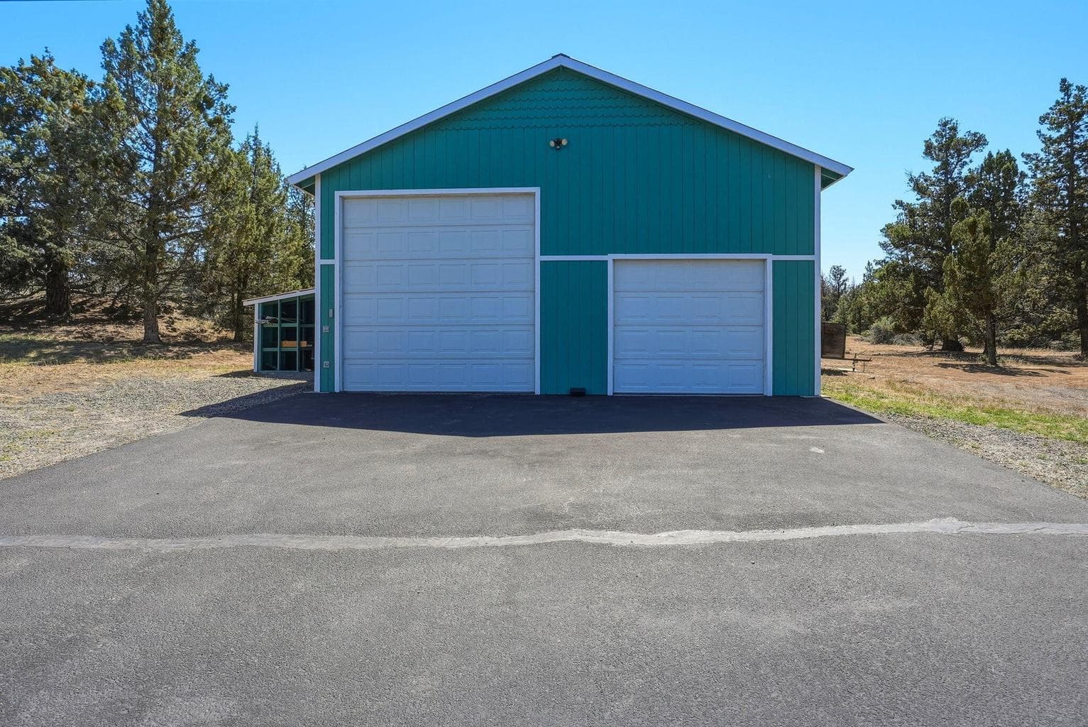 Photo of 21821 Butler Market 25 of 66