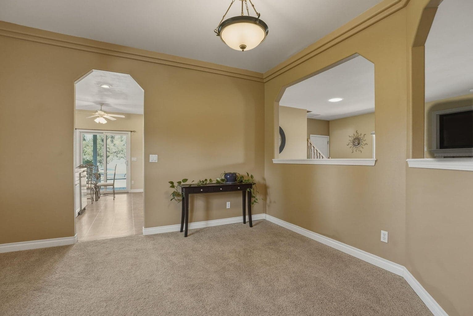Formal dining room