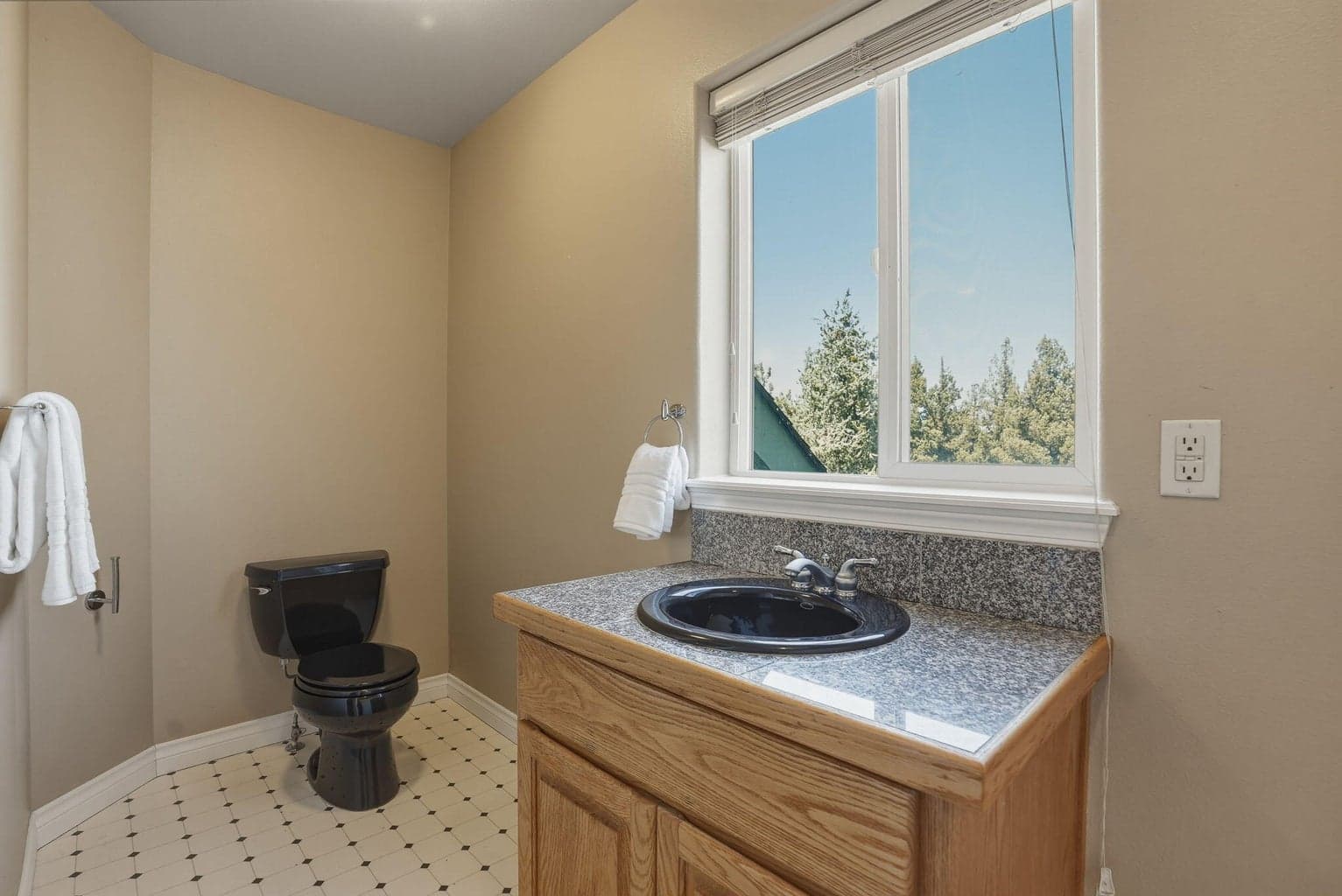 Upstairs third bathroom