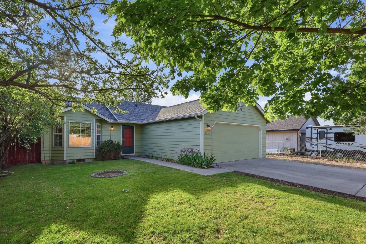 Photo of 2067 30th 4 of 59