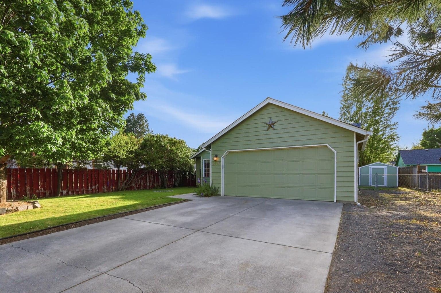 Photo of 2067 30th 5 of 59