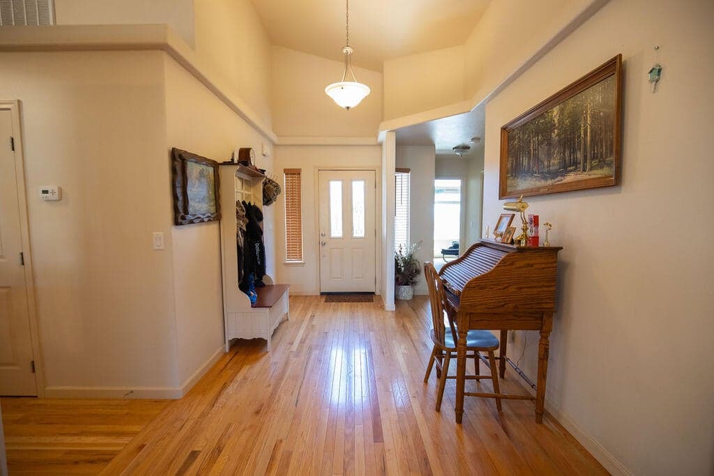 Photo of 5521 Benchwood 3 of 26