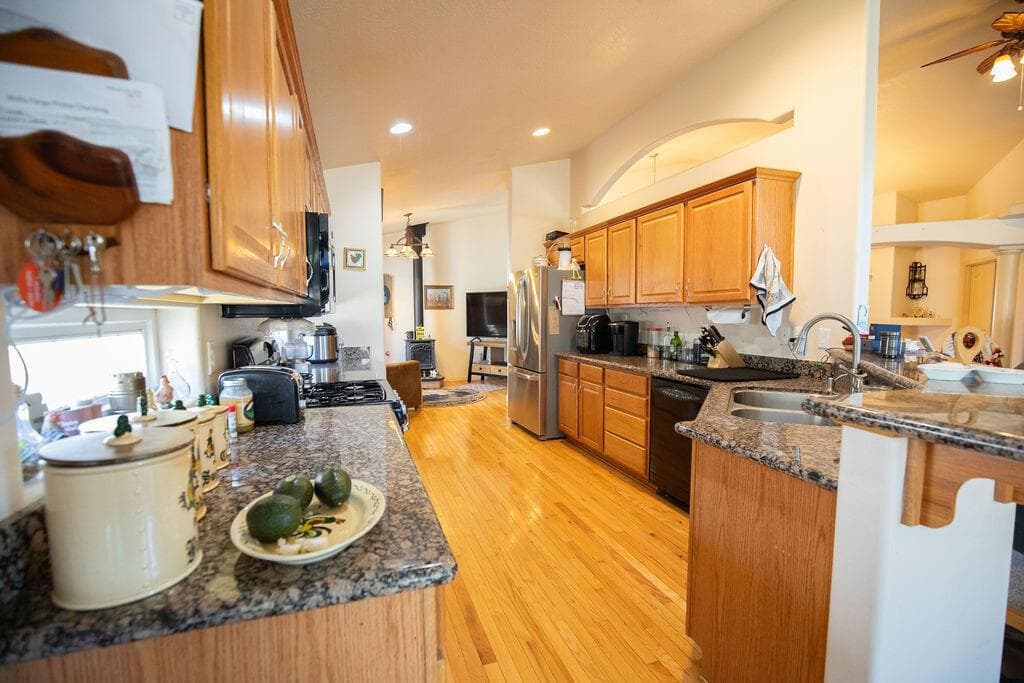 Photo of 5521 Benchwood 5 of 26