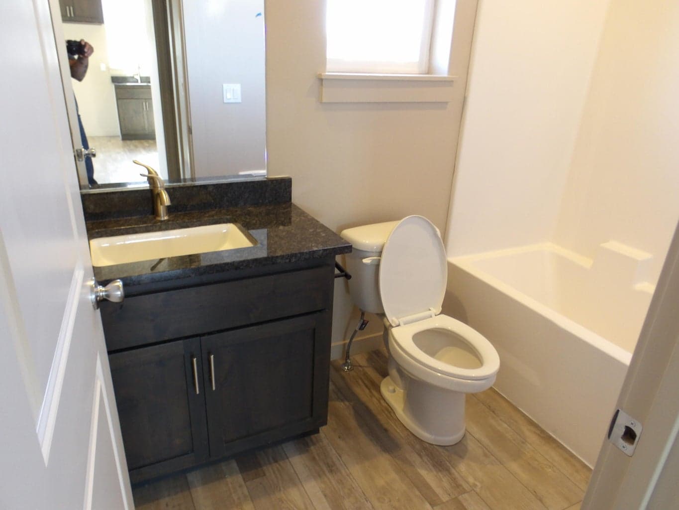 Photo of 3236 NW Dogwood Avenue 20 of 22