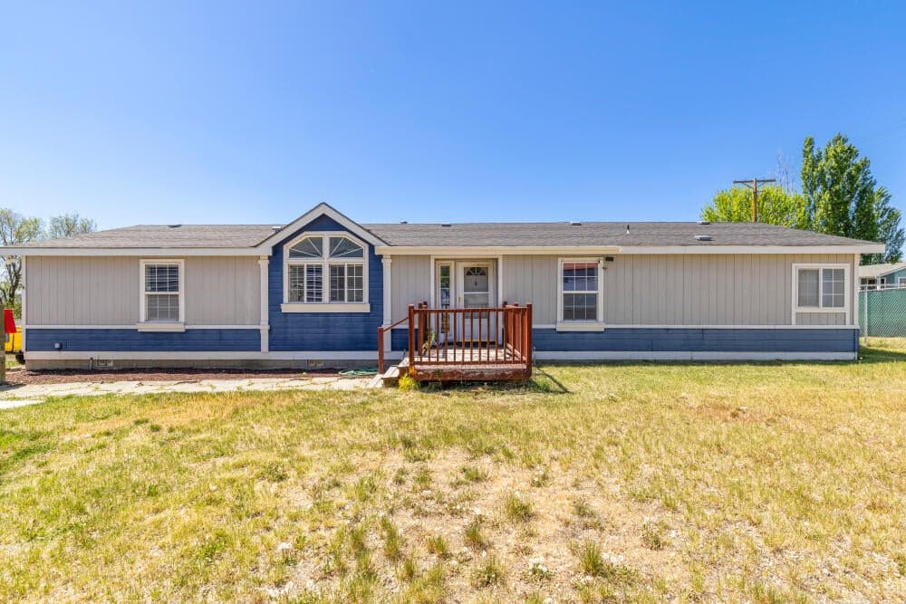 7257 Hilyard