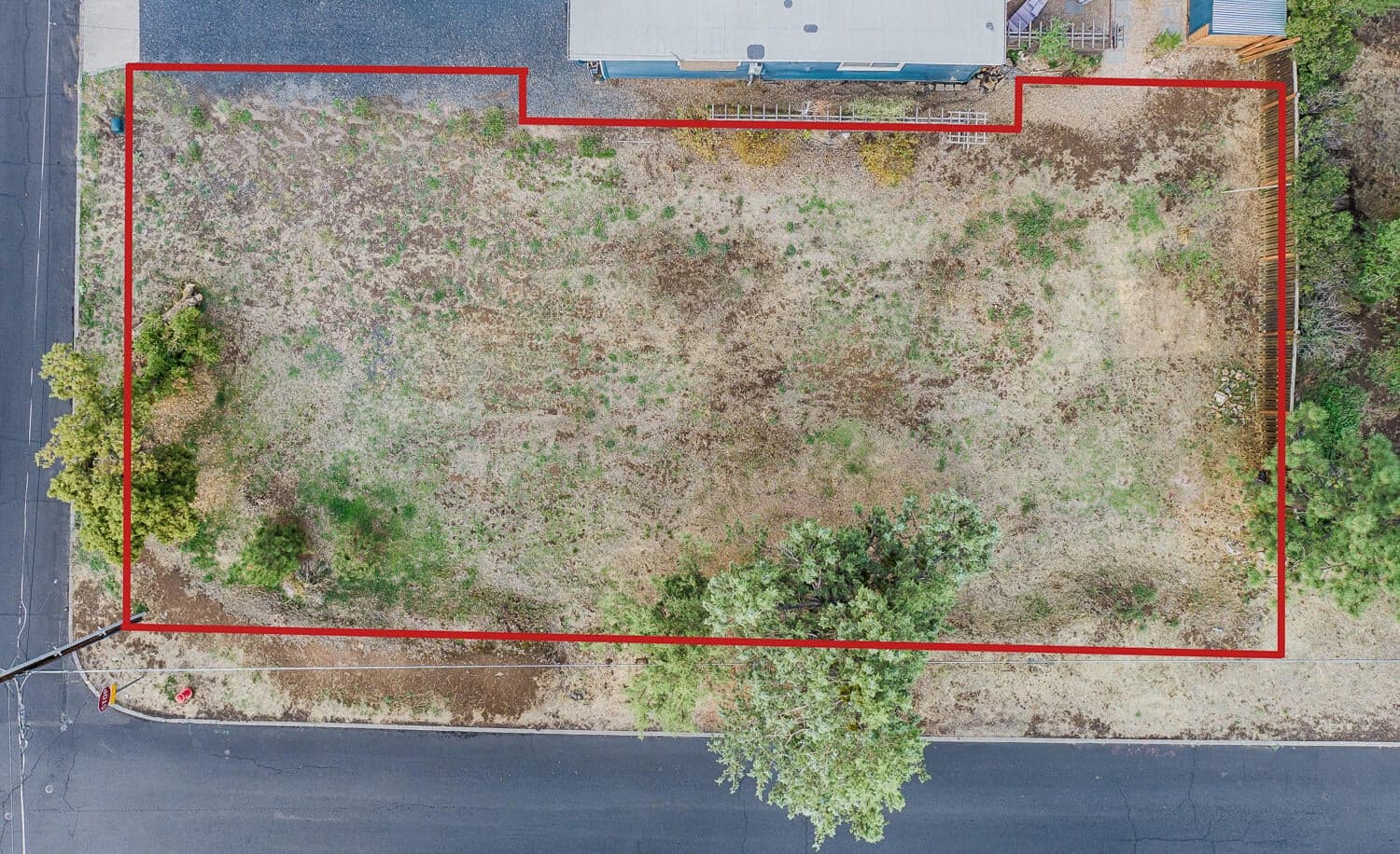 Photo of 608 NE 10th Street 7 of 17