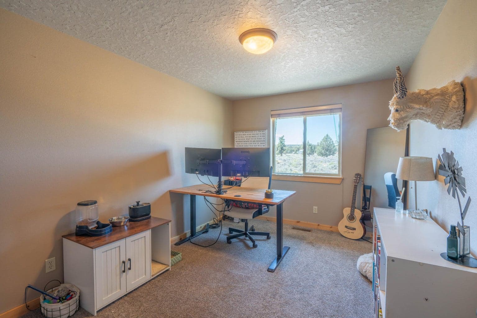 Photo of 8475 NW Eagle Drive 13 of 32