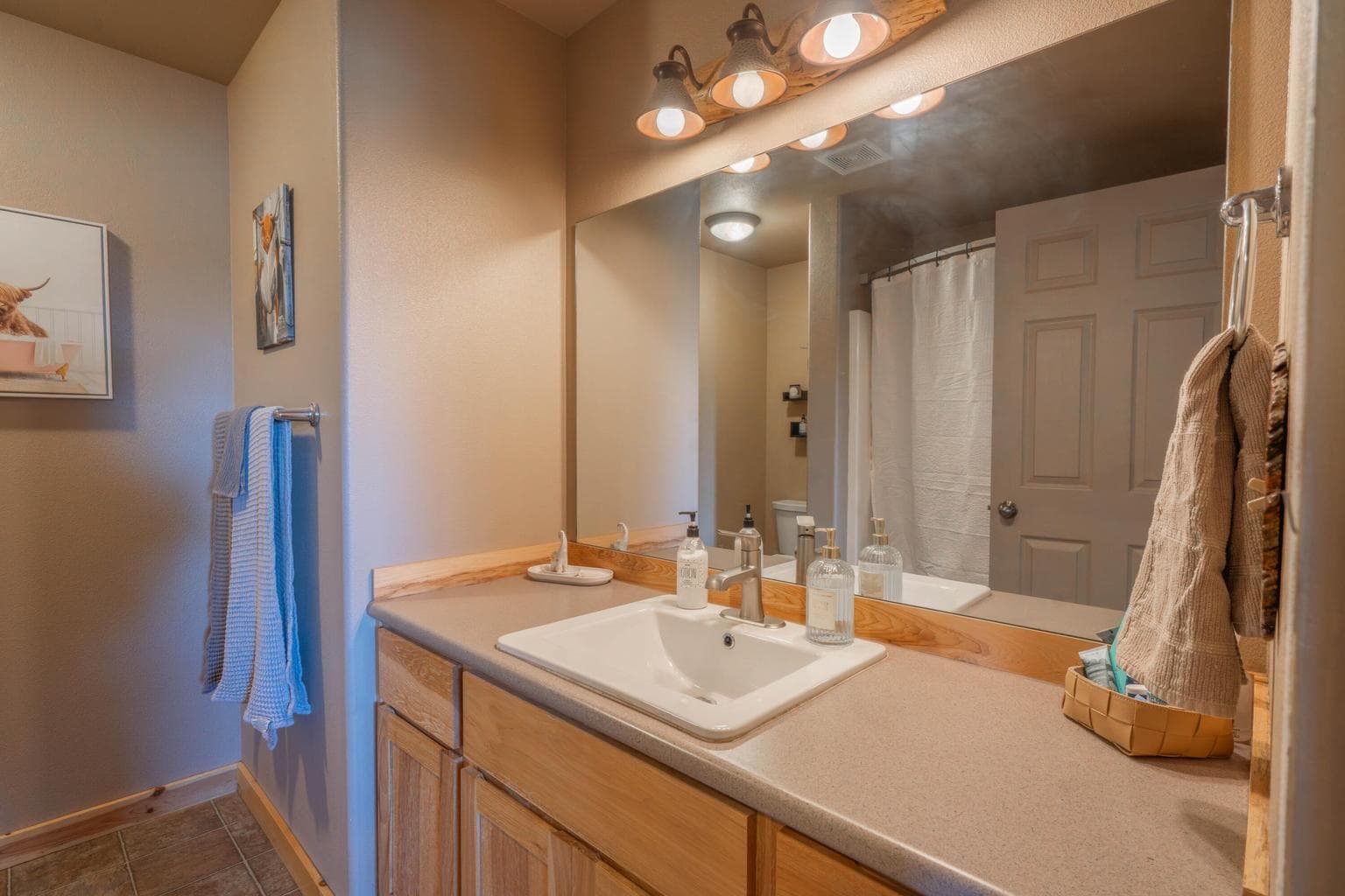 Photo of 8475 NW Eagle Drive 17 of 32