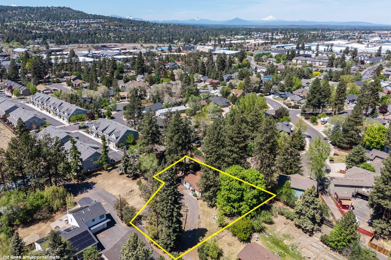 .42 of an acre of possibilities...
