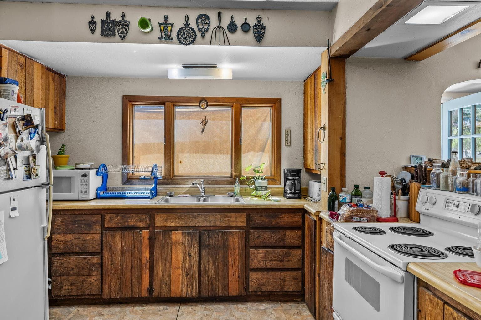 Photo of 2291 NE 8th Street 12 of 19