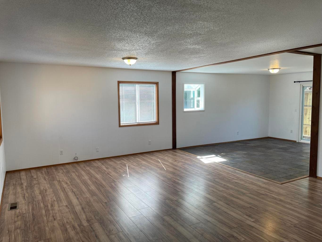 Photo of 2216 Piazza 5 of 30