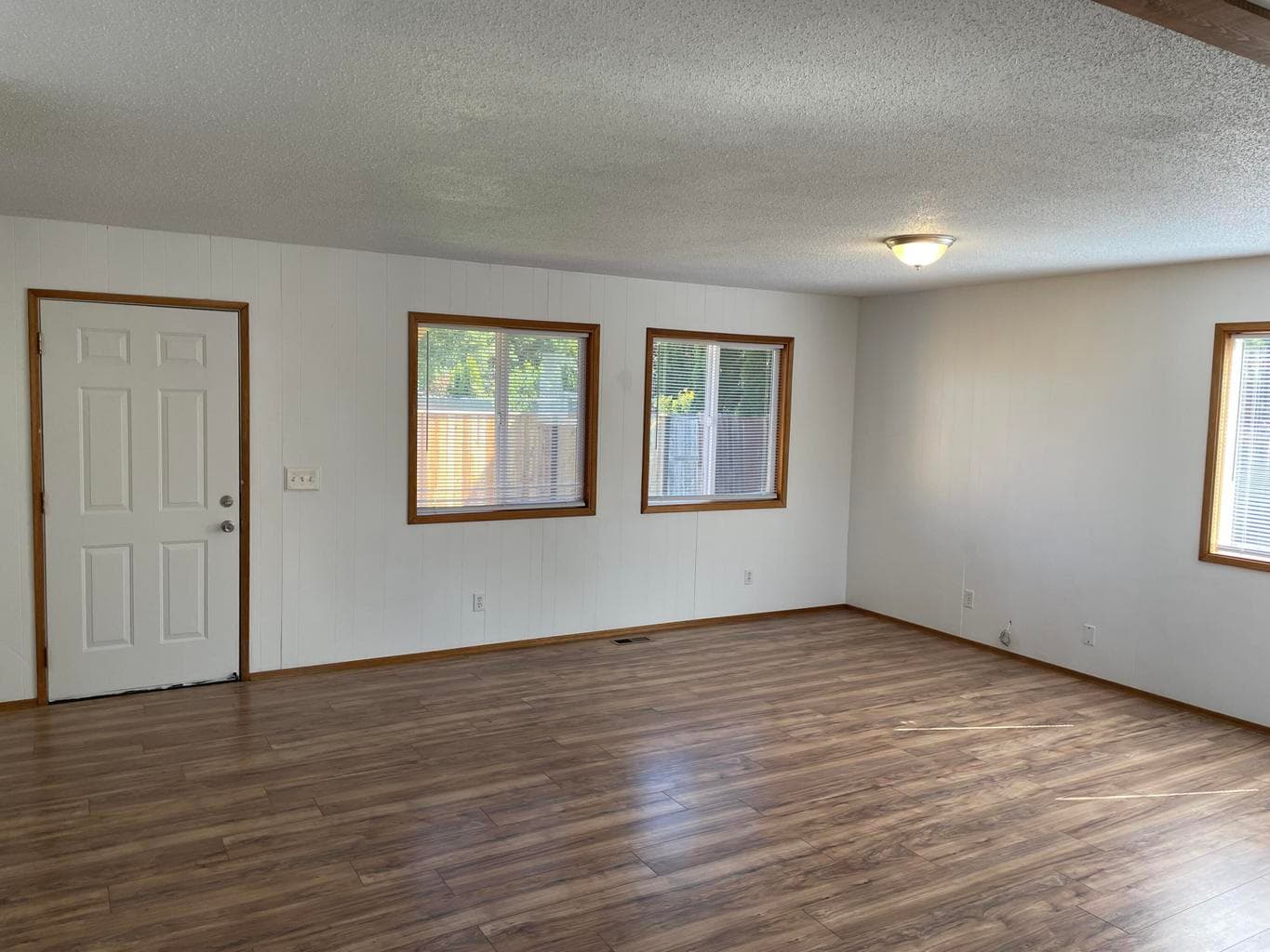 Photo of 2216 Piazza 3 of 30