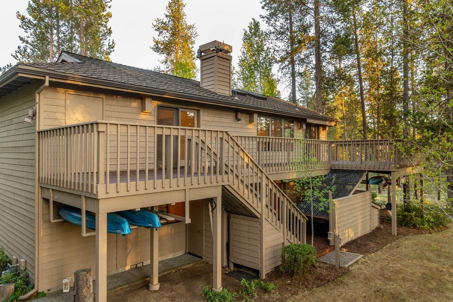 Owners store up to 5 kayaks/canoes in this area on the backside of the house. The bike storage area is located at the front side of the house.