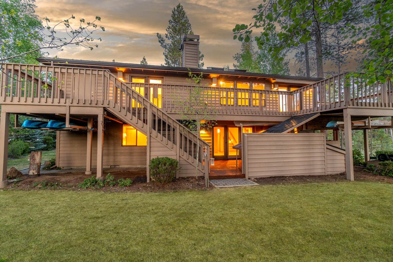 View to see your upper & lower for a front row to nature for dining & for entertaining & relaxing in your hot tub off of your 2 living rooms for excellent separation of space!
