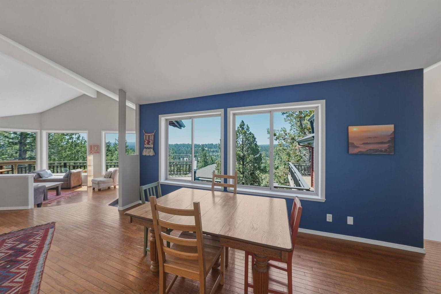 Photo of 2068 NW Cascade View Drive 17 of 79