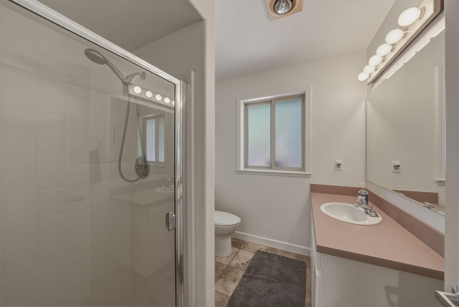 Photo of 2068 NW Cascade View Drive 33 of 79
