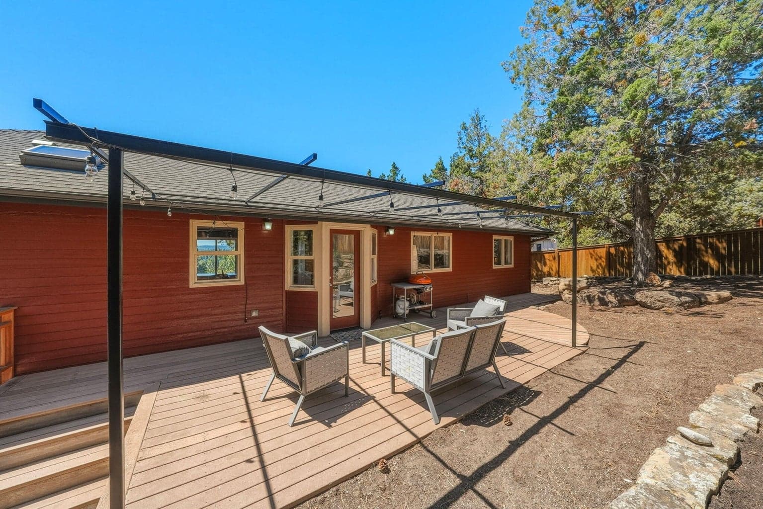 Photo of 2068 NW Cascade View Drive 46 of 79