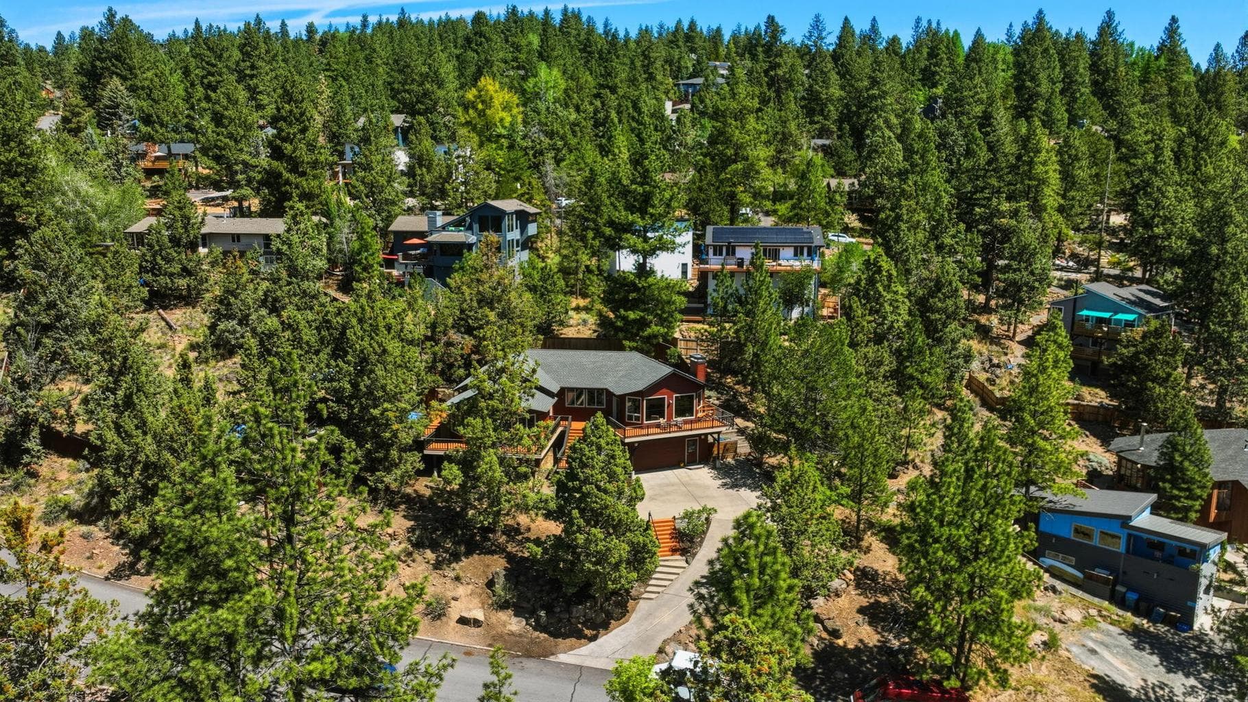 Photo of 2068 Cascade View Drive 2 of 79