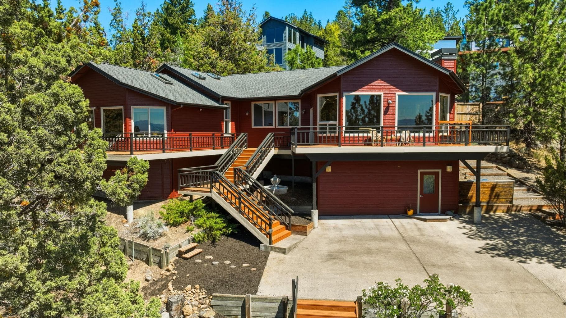 Photo of 2068 NW Cascade View Drive 78 of 79