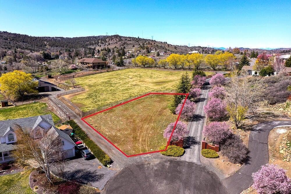 Photo of 0 Devonridge 5 of 15