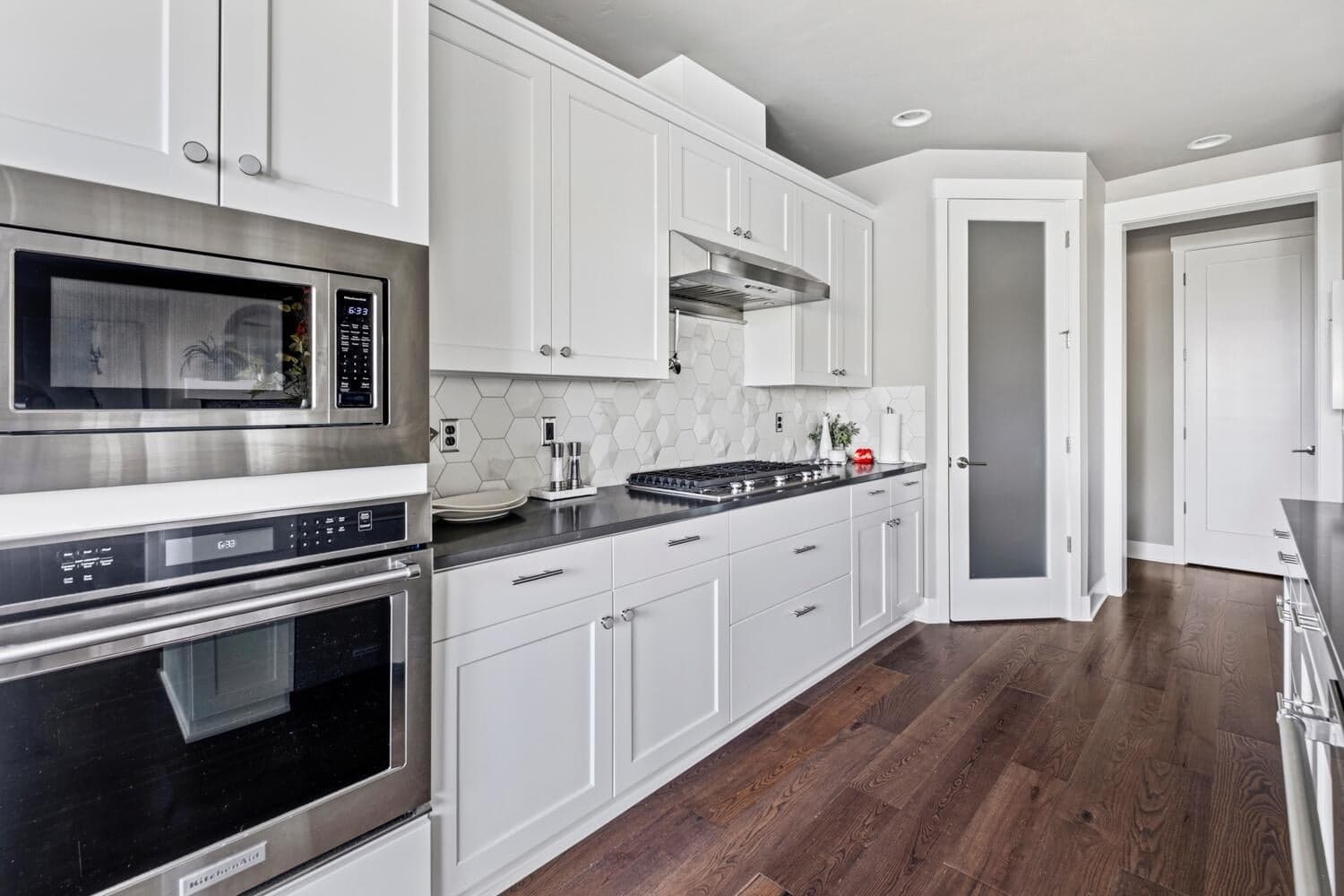 Photo of 3158 NW Hidden Ridge Drive 19 of 45