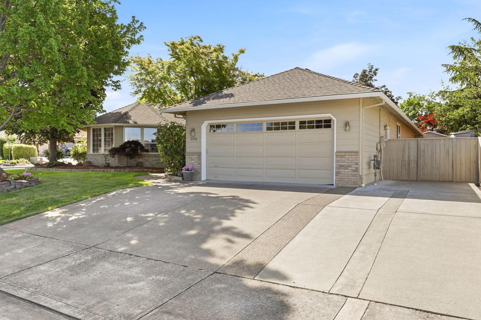 Photo of 3396 Alameda 5 of 44