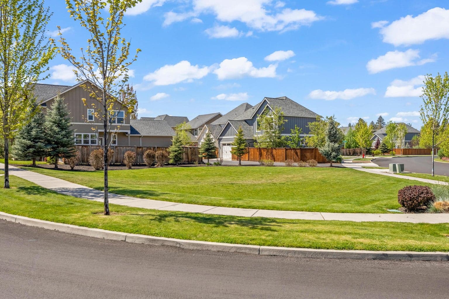 Photo of 61591 Aaron Way 30 of 34