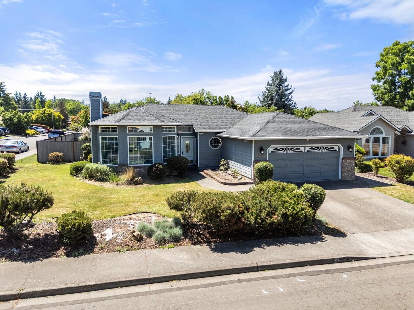 Photo of 2754 Juanita 1 of 29