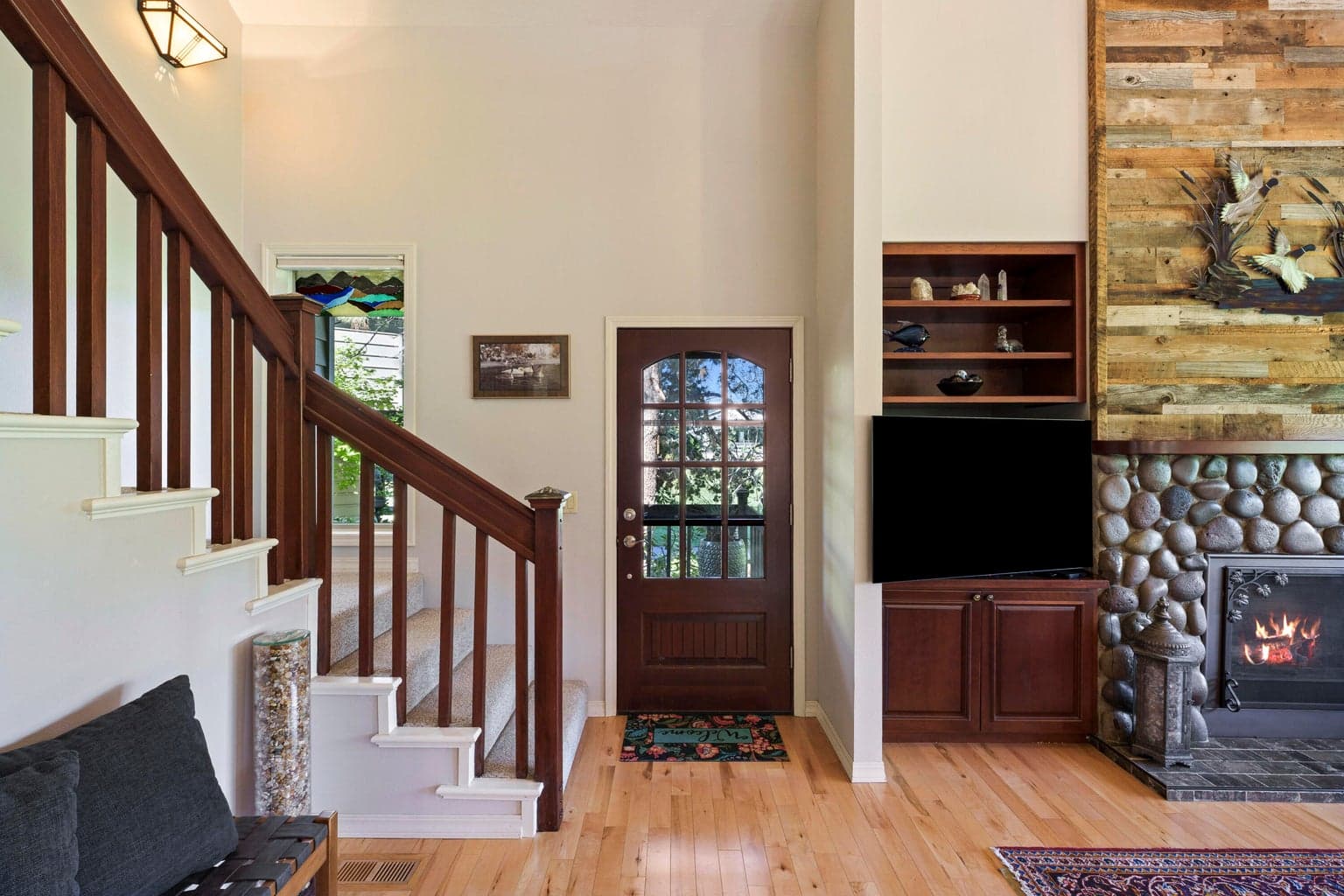 Photo of 2620 NW Golf Course Drive S 6 of 50