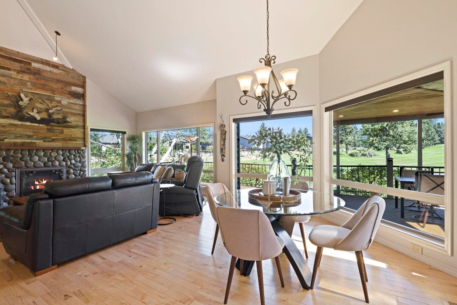 Photo of 2620 NW Golf Course Drive S 13 of 50