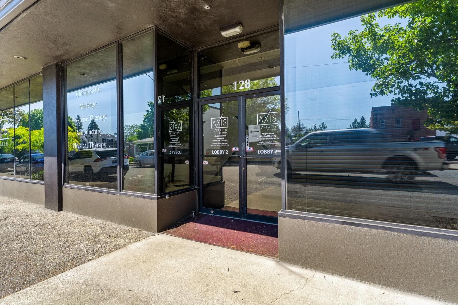 Photo of 128 I 1 of 23