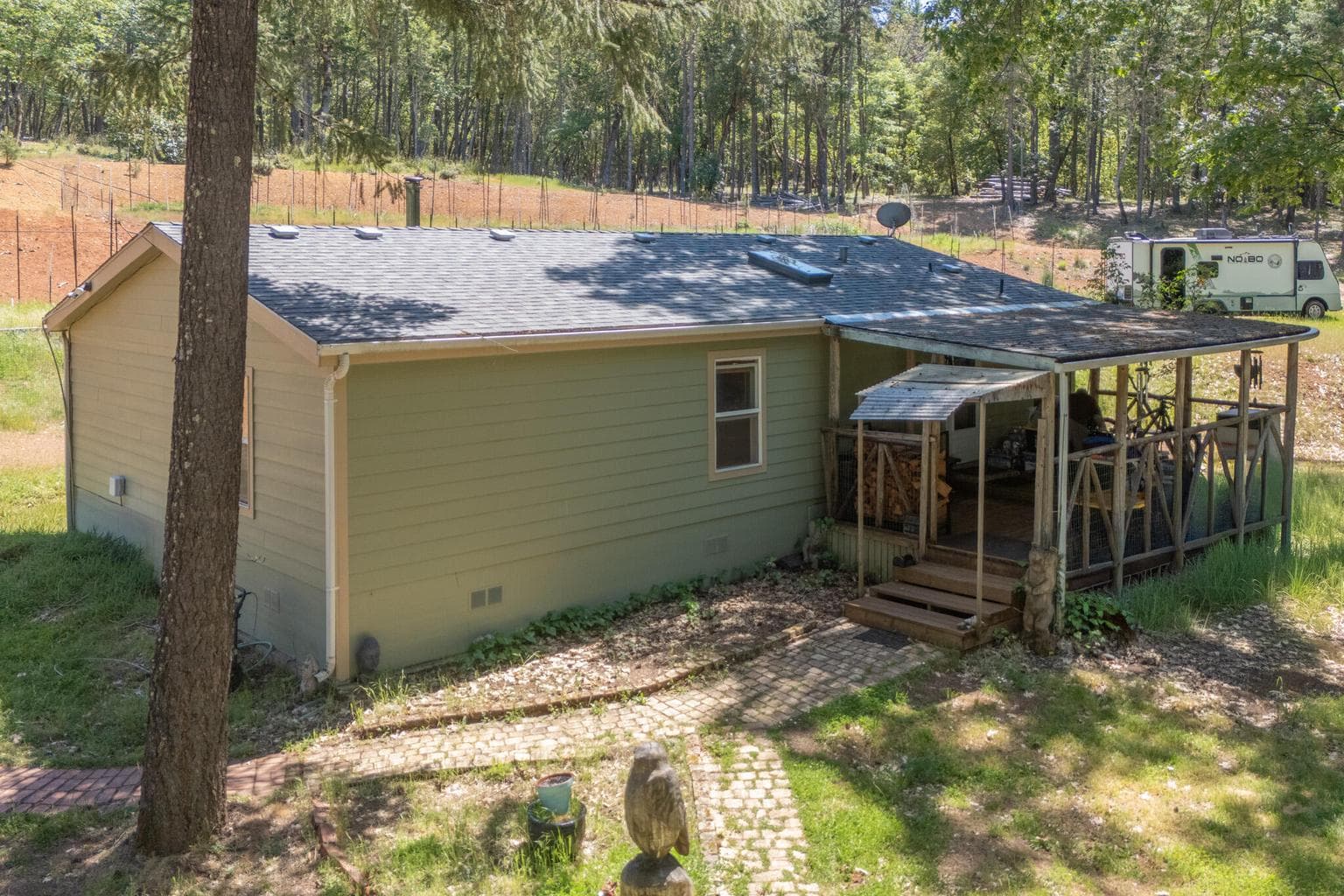 1801 Holton Creek