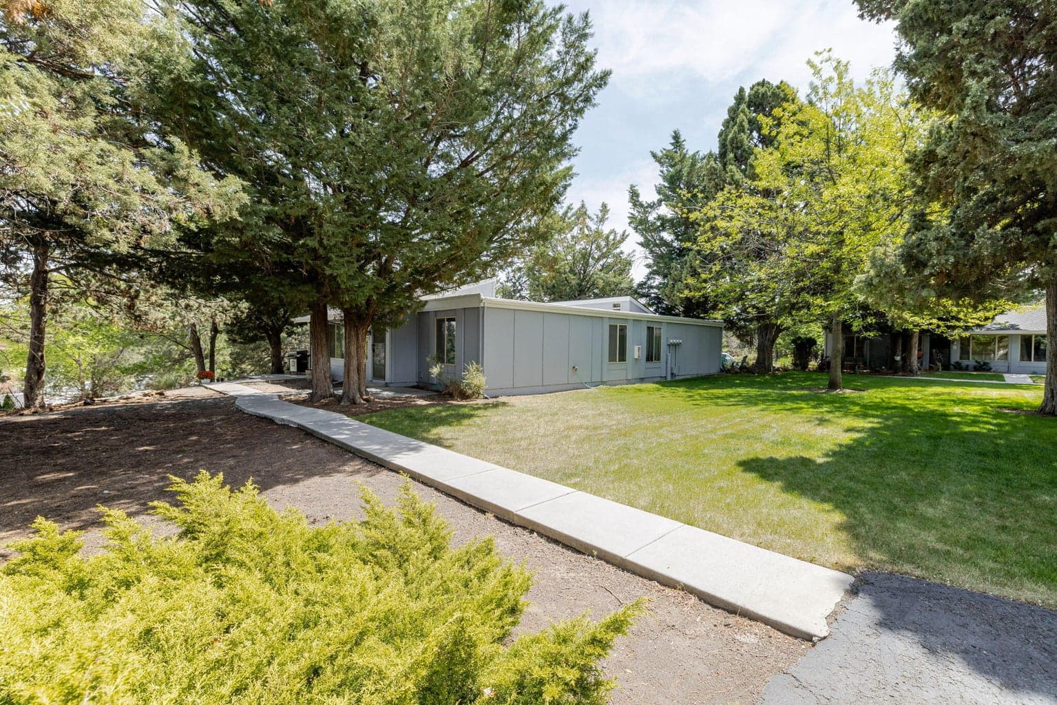 Photo of 1700 Wells Acres 3 of 15